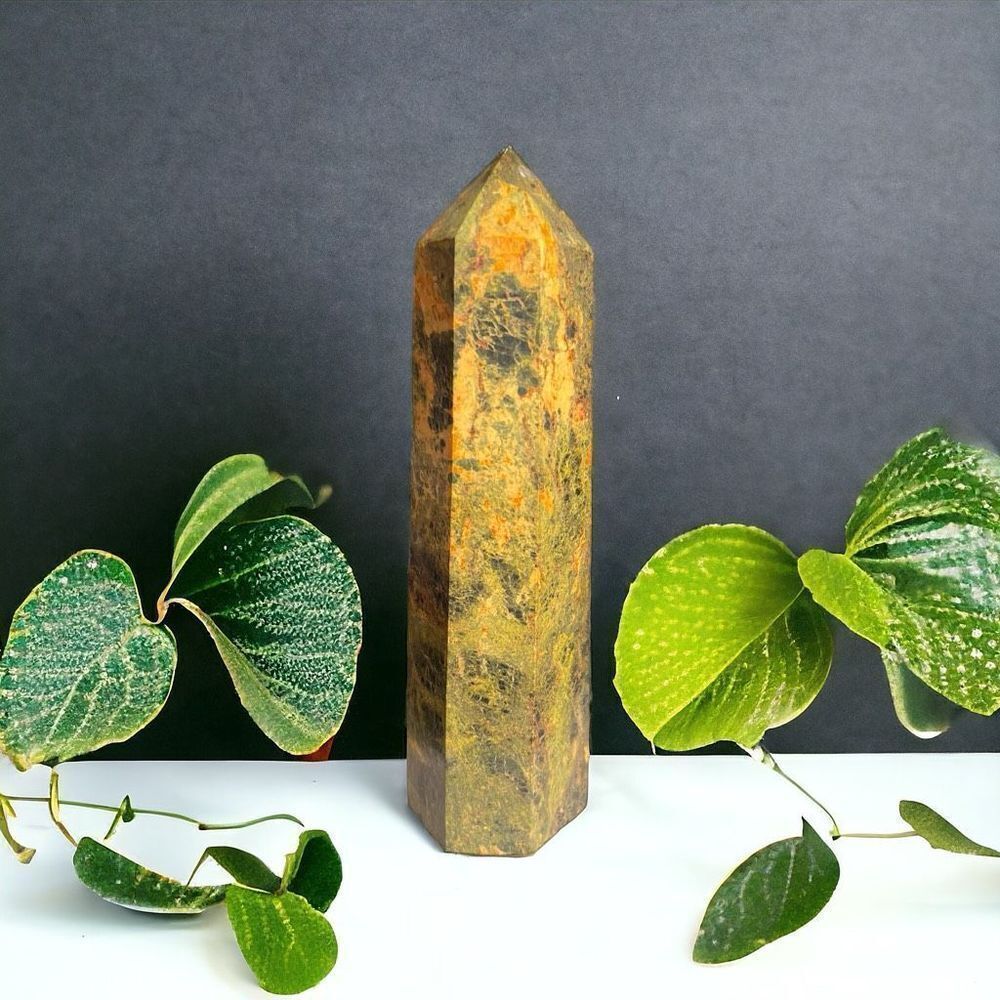 Realgar Crystal Large Tower‎ 1.11LBS